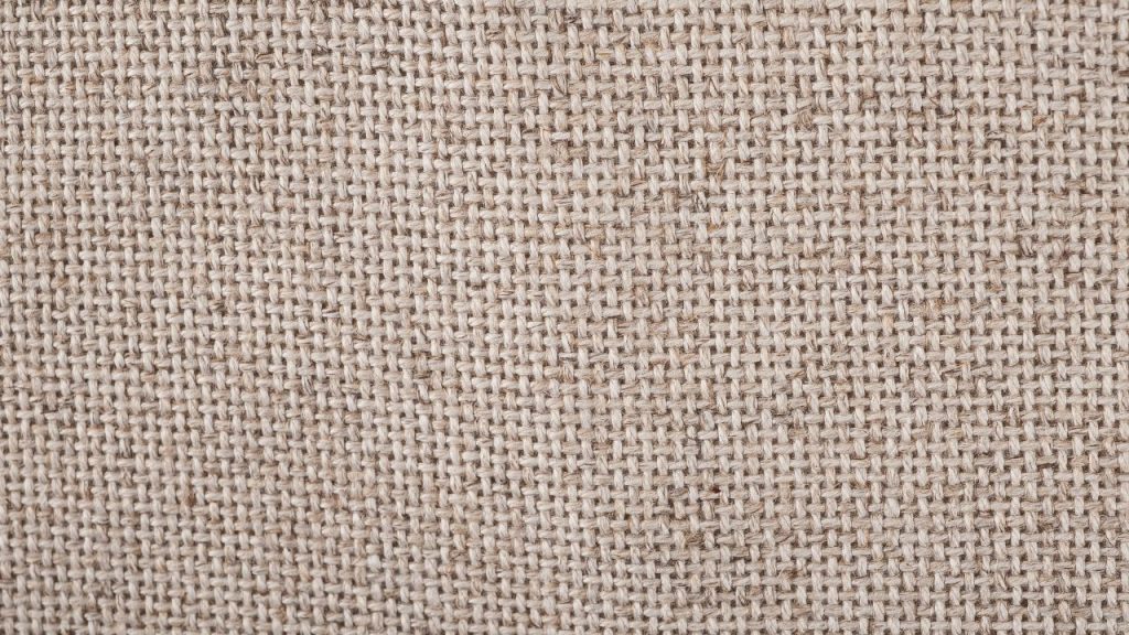 Simple structure woven fabric